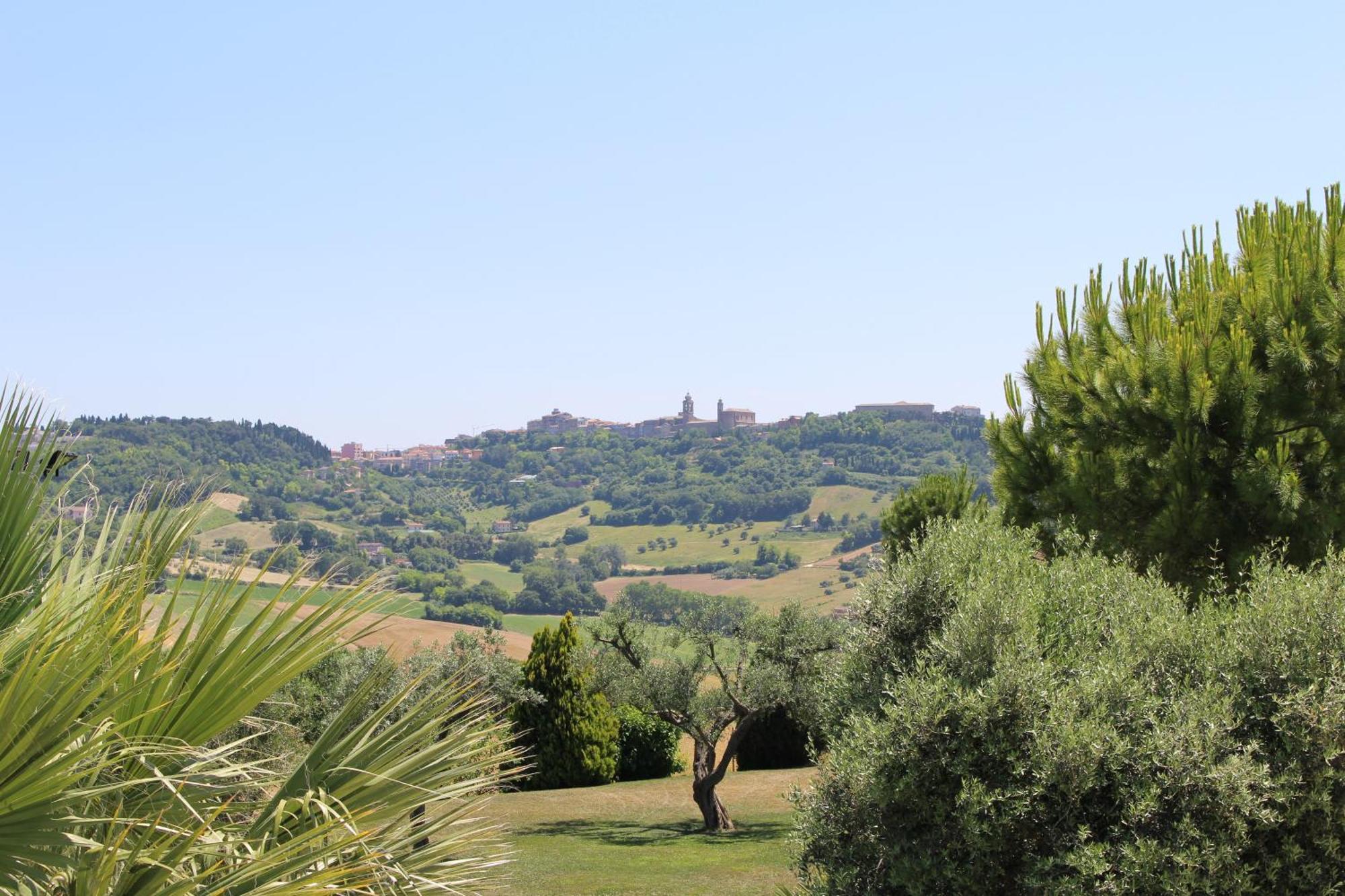 Villa Belvedere Degli Ulivi Osimo Exterior photo